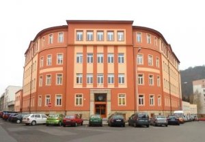 Středisko VOŠ a SPŠ stavební a dopravní, Čsl. armády 681/10, Děčín I